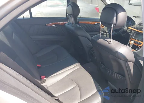 2005 Mercedes-Benz E 500 z USA, uszkodzony, nr VIN WDBUF70J85A802393